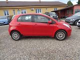 Toyota Yaris 1,3 Automat - náhled 2