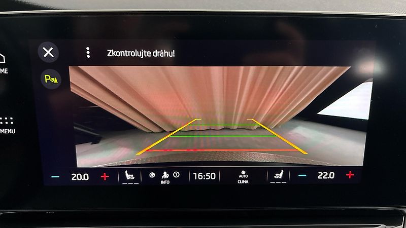 Škoda Octavia 1.5 TSI E-Tec DSG Style Combi - fotka 12 z 25