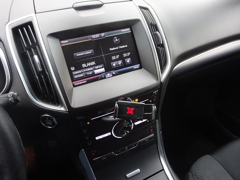 Ford Edge 2.0 TDCi 154kW AT AWD Titanium - fotka 17 z 23