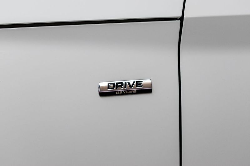 Škoda Scala 1.6 TDI DRIVE 125 YEARS*ČR 1.M - fotka 33 z 37