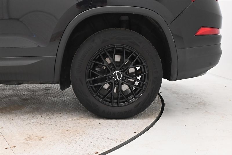 Škoda Kodiaq 2,0 TDI 110kW DSG Ambition Zár - fotka 32 z 32