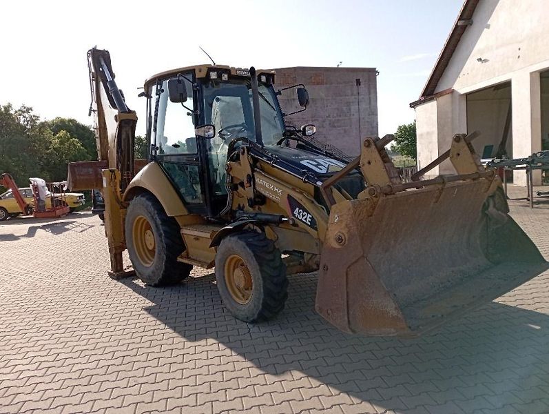 Caterpillar (2010) 432E - fotka 4 z 14
