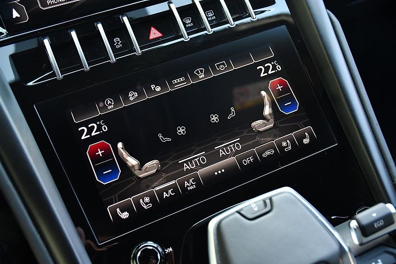 Lamborghini Urus 4.0 V8  - fotka 31 z 59