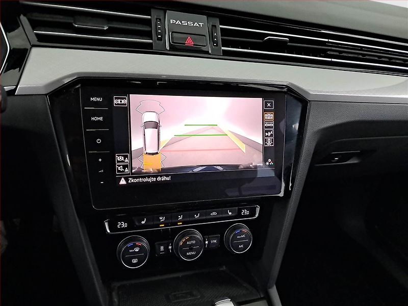 Volkswagen Passat (2020) Elegance 2.0 TDI, Automat - fotka 17 z 17