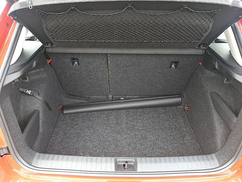 Škoda Kamiq (2021) 1.5 TSI 110kW tažné LED manuál - fotka 30 z 35