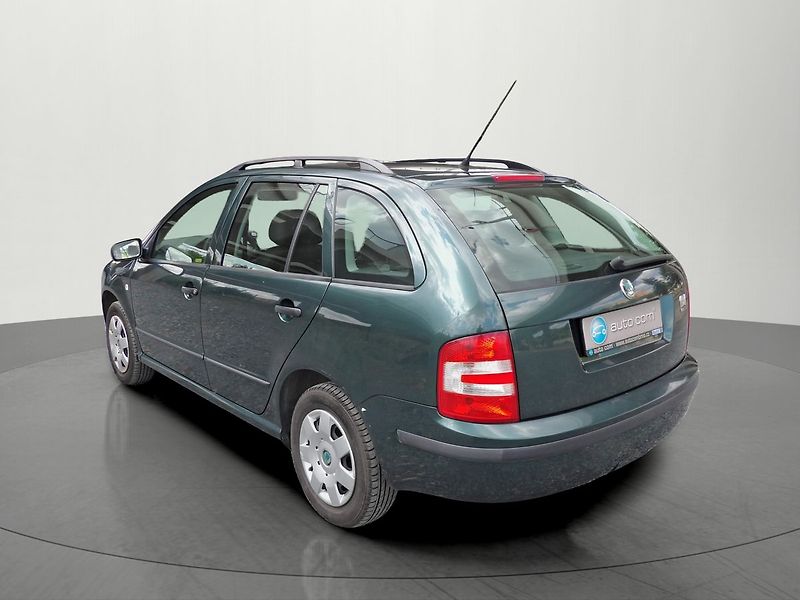 Škoda Fabia 1.2HTP 47kW Klima Tažné ČR - fotka 3 z 28
