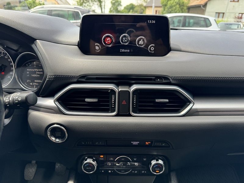 Mazda CX-5 (2017) 2.0 G-165 LED Navi Kamera Blis - fotka 11 z 48