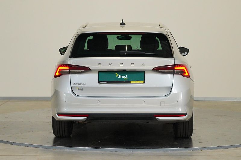 Škoda Octavia - fotka 6 z 29