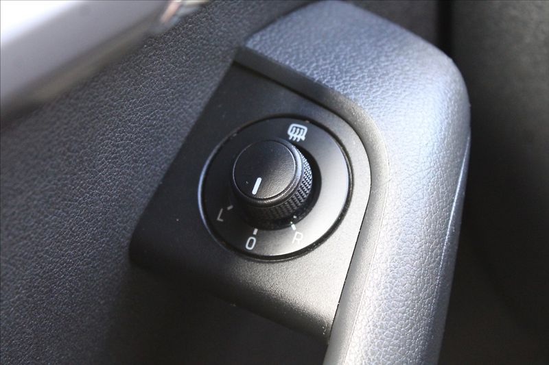 Škoda Octavia 1,6 TDI  TAŽNÉ,JOY - fotka 21 z 27
