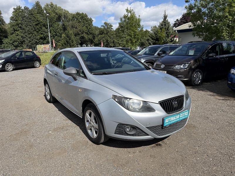 Seat Ibiza 1.4i REZERVACE - fotka 4 z 22