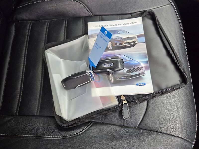 Ford Galaxy 2.0 TDCI Automat Titanium+ - fotka 43 z 43