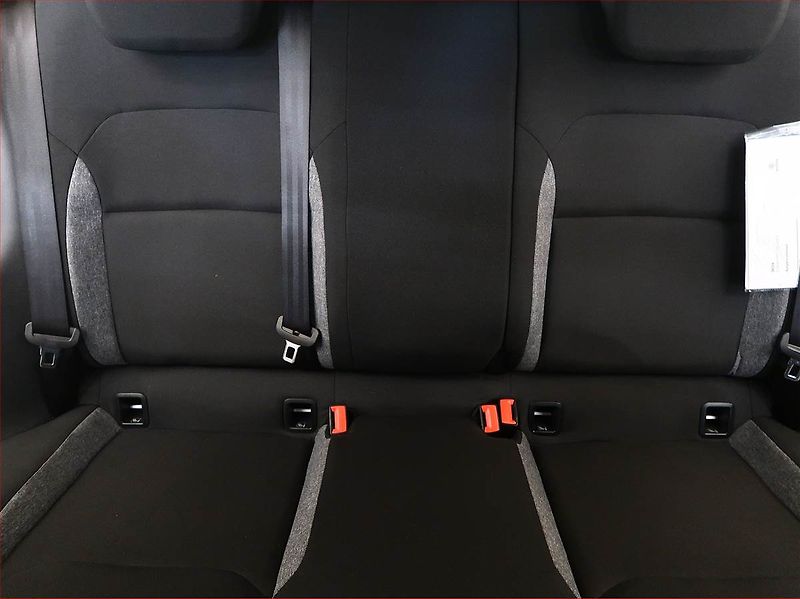 Škoda Fabia (2023) 1.0, Serv.kniha, Tempomat - fotka 10 z 15