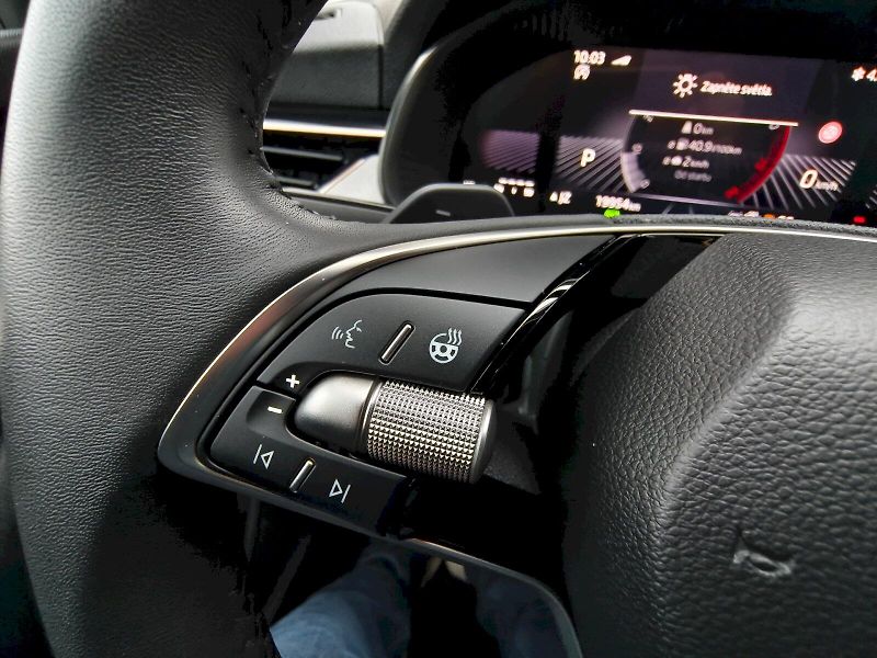 Škoda Scala (2024) TOP SELEC TSI 85/1.0 A7F - fotka 17 z 27