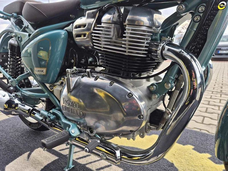 Royal Enfield (2026) Classic 650 - fotka 18 z 22
