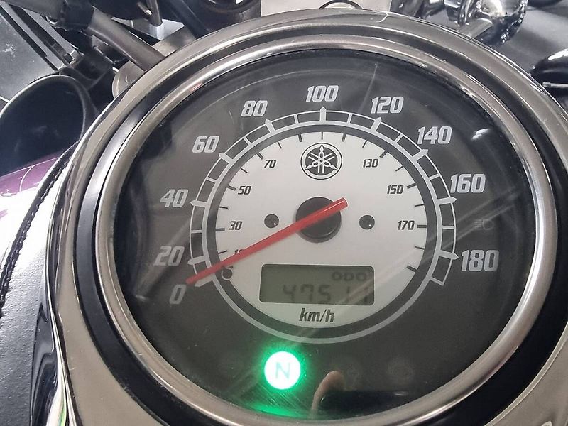 Yamaha XVS 1100 DragStar (2001) - fotka 9 z 10