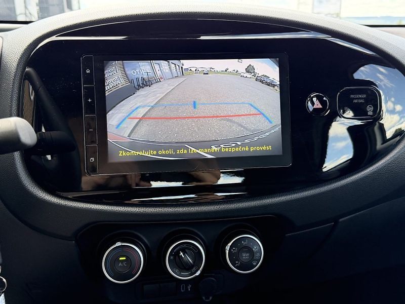 Toyota Aygo X 1.0L  CVT Comfort - fotka 18 z 22