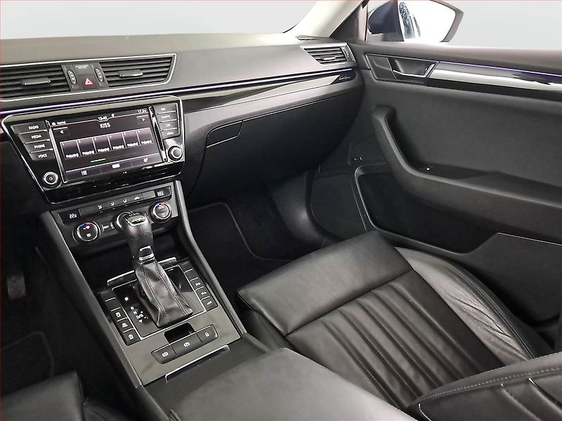 Škoda Superb (2016) Laurin&Klement 2.0 TDI - fotka 8 z 24