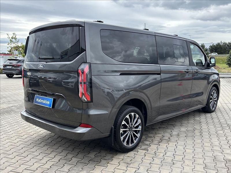 Ford Tourneo Custom 2,0 EcoBlue 125kW TitaniumX L2 - fotka 5 z 35