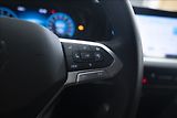 Volkswagen Golf 1,5 eTSI DSG KAMERA VÝHŘEV ČR - náhled 26