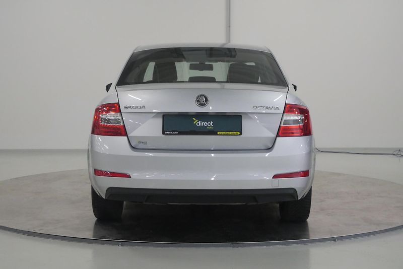 Škoda Octavia - fotka 6 z 24