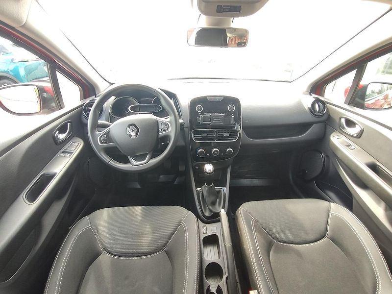 Renault Clio (2020) combi 0,9 TCe 76k  MAN5 - fotka 2 z 32