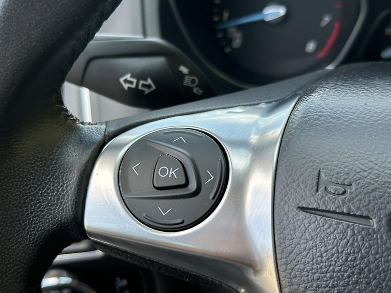 Ford Focus (2013) KOMBI 1.0/92kW * 2.Maj.  - fotka 10 z 34