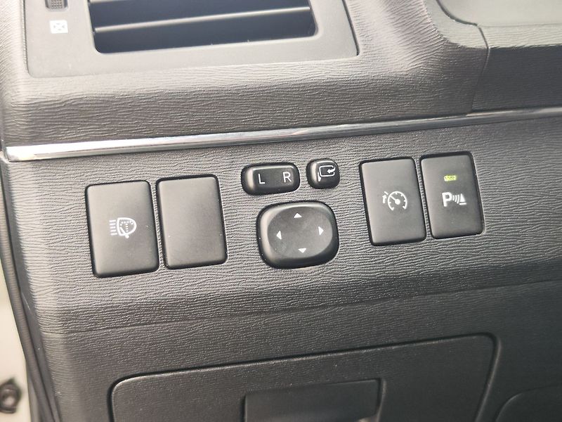 Toyota Avensis 2.2 D-4D/110kW Původ ČR. - fotka 24 z 27