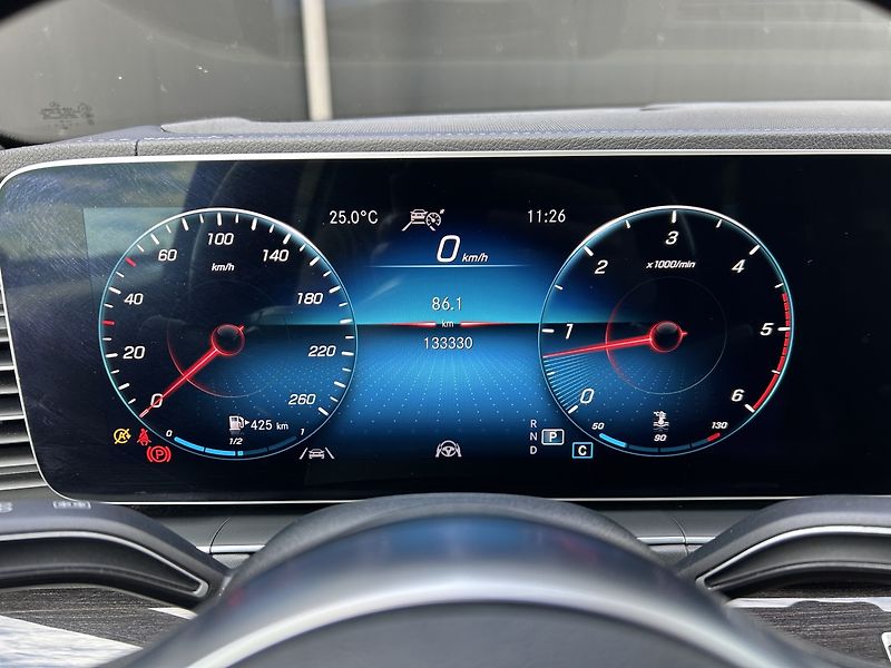Mercedes-Benz GLS 400d 4MATIC AMG AIRMATIC - fotka 17 z 36