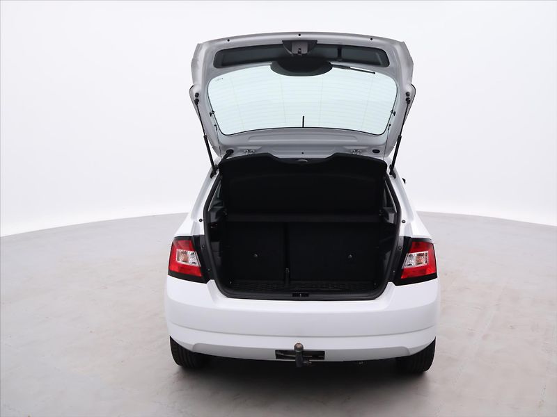 Škoda Fabia 1,2 TSI 66kW CZ 2.Maj Tažné - fotka 9 z 27