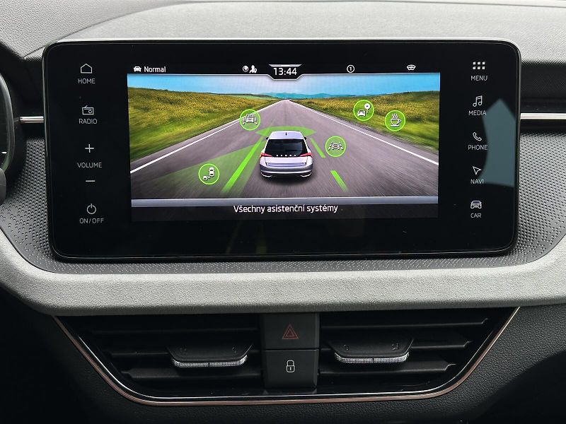 Škoda Scala 1.5TSi DSG 150PS LED V.Cockpit - fotka 30 z 44