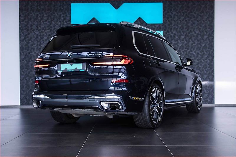 BMW X7 (2025) xDrive40d - fotka 5 z 23