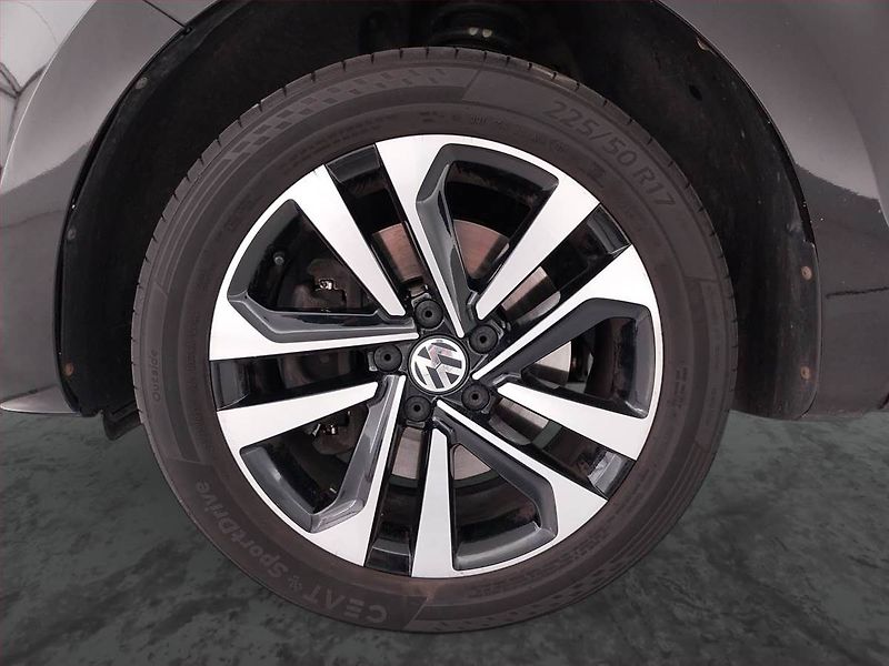 Volkswagen Sharan (2017) 2.0 TDI BMT, Automat, Kůže - fotka 15 z 22