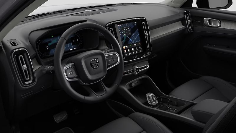 Volvo XC40 (2026) B4 AUT DARK ULTRA - fotka 3 z 11