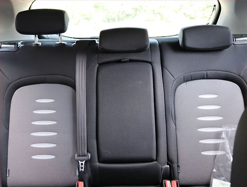 Kia Ceed (2013) 1.6 GDI, Serv.kniha, Tempomat - fotka 10 z 18