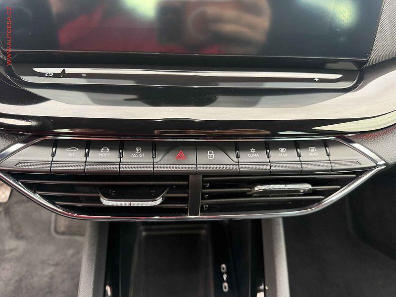 Škoda Octavia (2022) 1.5 TSi, 2.maj,ČR, Style - fotka 14 z 20