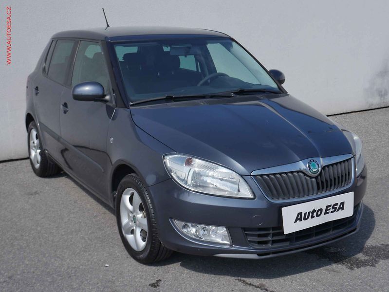 Škoda Fabia (2012) 1.2 12V, ČR, servis.kniha, AC - fotka 1 z 12