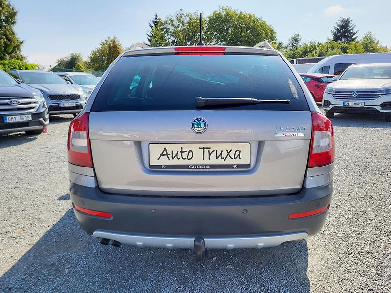 Škoda Octavia 2.0 TDi 103kW SCOUT 4x4 - fotka 37 z 45
