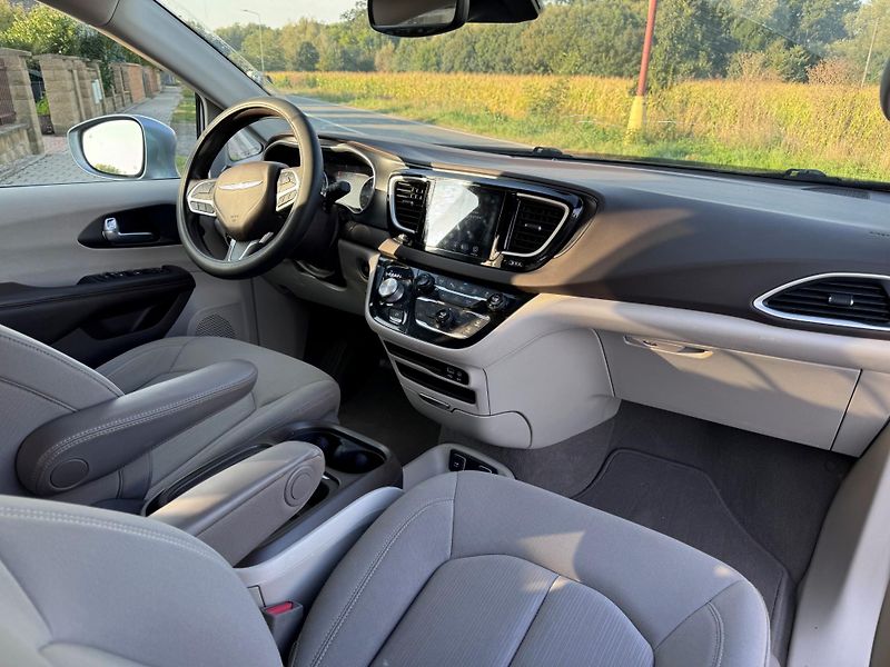 Chrysler Pacifica (2020) 3,6 RU Čocka Radar 360 2020 - fotka 11 z 19