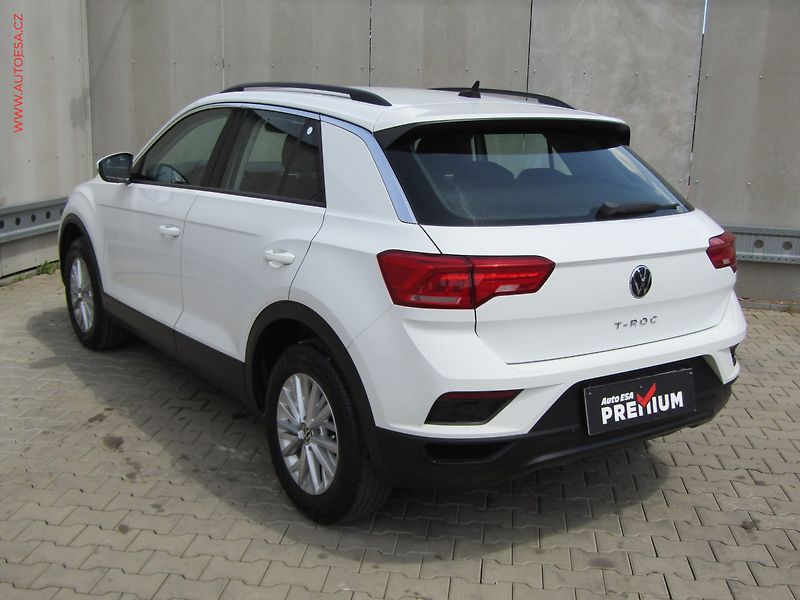 Volkswagen T-Roc (2020) 1.0 TSi, ČR, Style - fotka 6 z 19