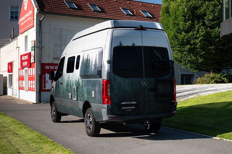 Mercedes-Benz Sprinter HYMER Grand Canyon S 4x4 - fotka 4 z 27