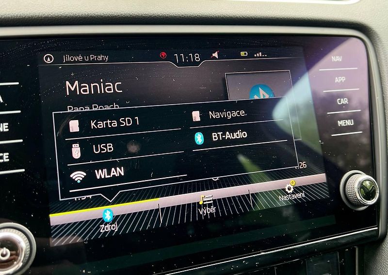 Škoda Octavia (2018) III FL COMBI 2.0 TDI DSG - fotka 19 z 28