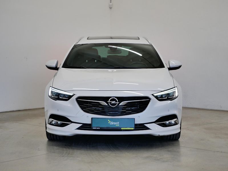 Opel Insignia - fotka 4 z 27