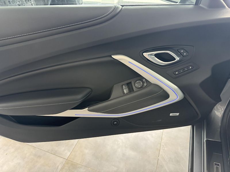 Chevrolet Camaro (2020) 6,2 V8 SS - fotka 14 z 29