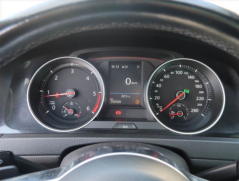 Volkswagen Golf (2016) 2.0 TDI GTD, Automat - fotka 11 z 21