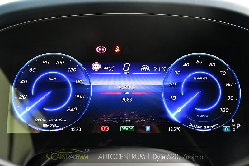 Mercedes-Benz EQE 500 4M PANOR HYPERSCREEN - fotka 30 z 62