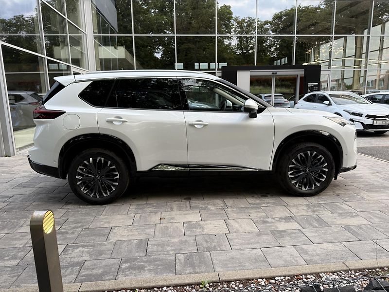 Nissan X-Trail (2026) E-POWER e-4ORCE TEKNA - fotka 4 z 19