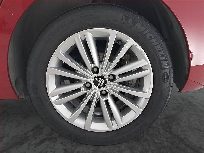 Citroën C4 (2013) 1.6 VTi, Tempomat - fotka 15 z 19