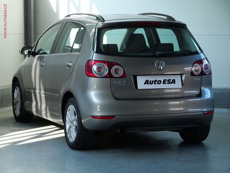 Volkswagen Golf Plus (2009) 1.2 TSi, ČR, Highline - fotka 6 z 22