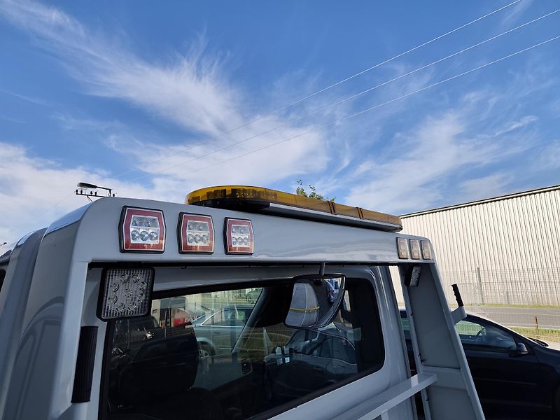 Iveco Daily ODTAHOVÝ SPECIÁL - fotka 15 z 26