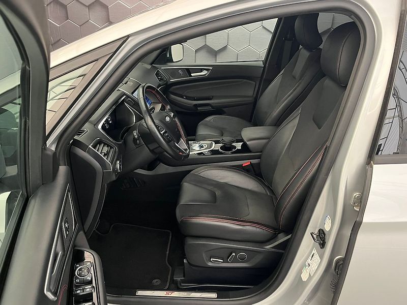 Ford S-MAX 2.5 HEV ST-Line 7míst - fotka 26 z 78